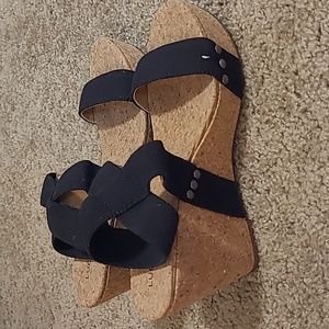 Luck brand cork wedges Size 7m tan and with black straps